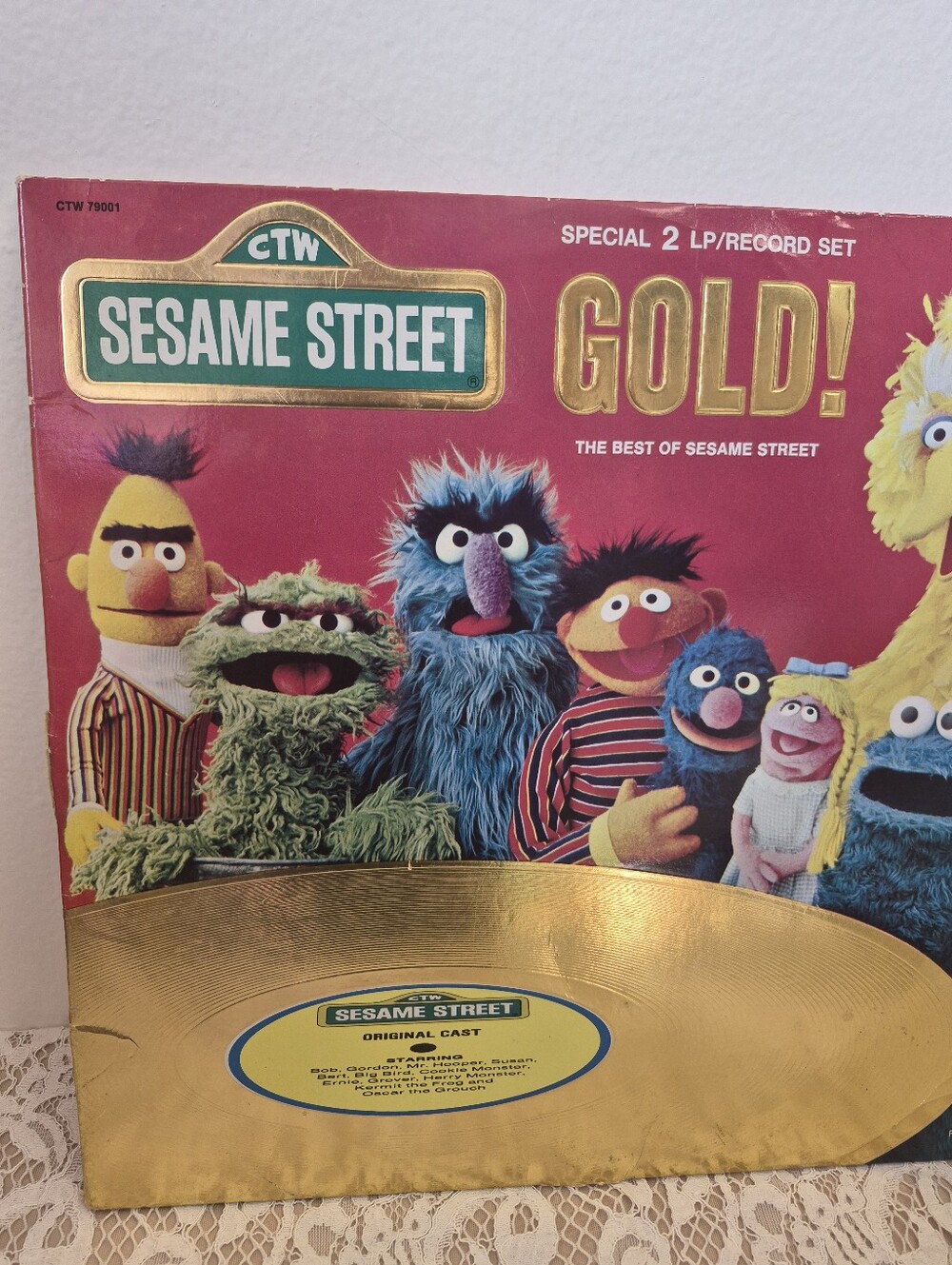 1977 Sesame Street Vinyl - Picture 2 of 8